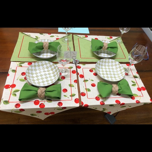 PLACEMATS - Picture 3 of 16